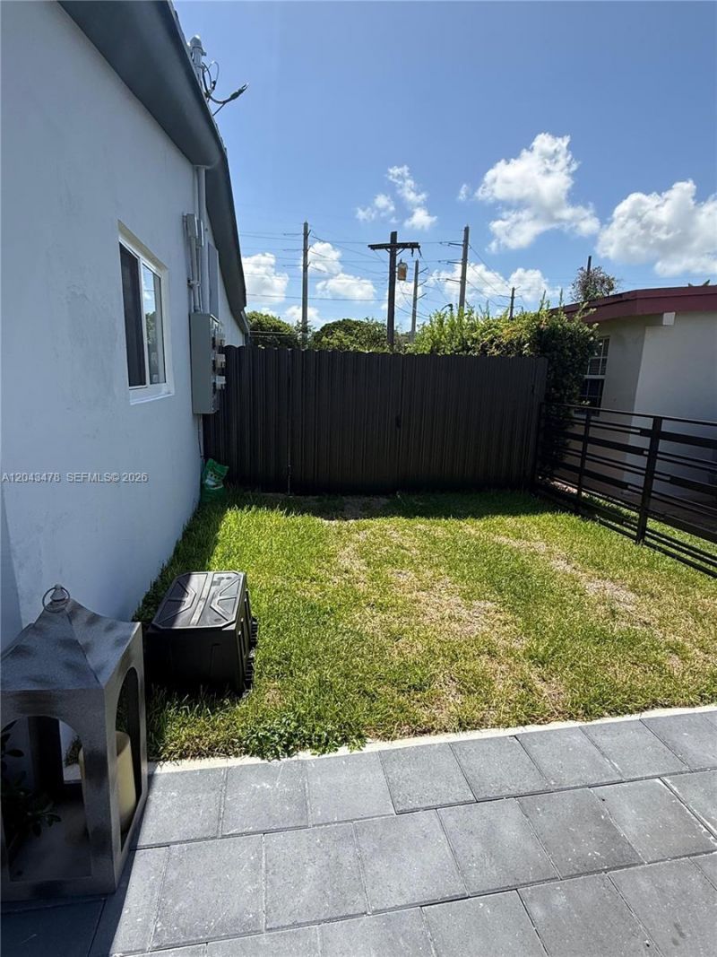 225 SW 76th Ct , Unit 227, Miami, FL 33144 Photo