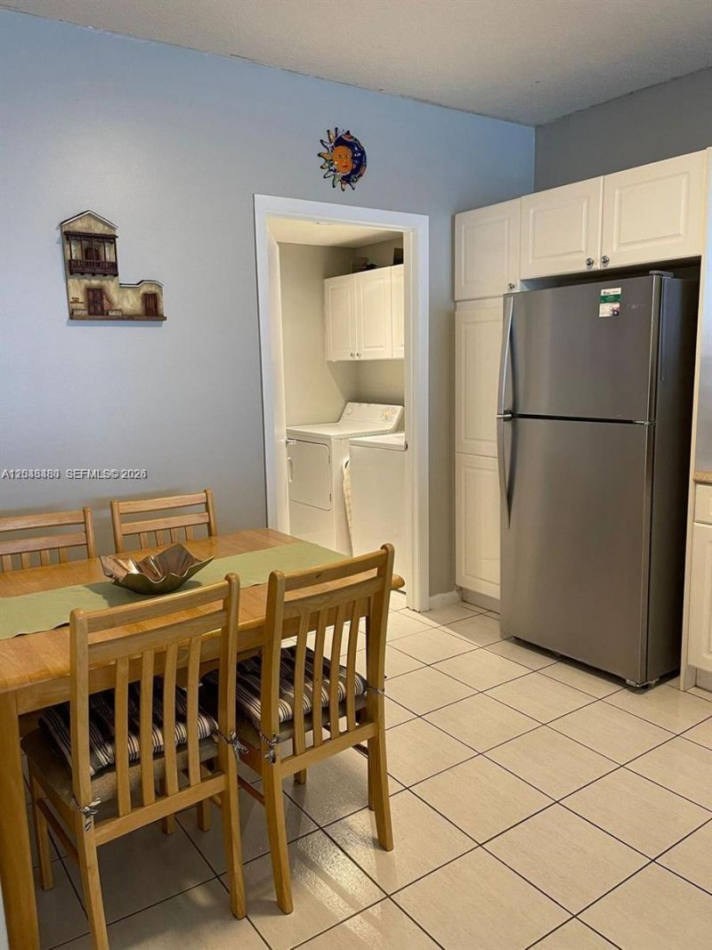 17050 N Bay Rd, Unit 407, Sunny Isles Beach, FL 33160 Photo