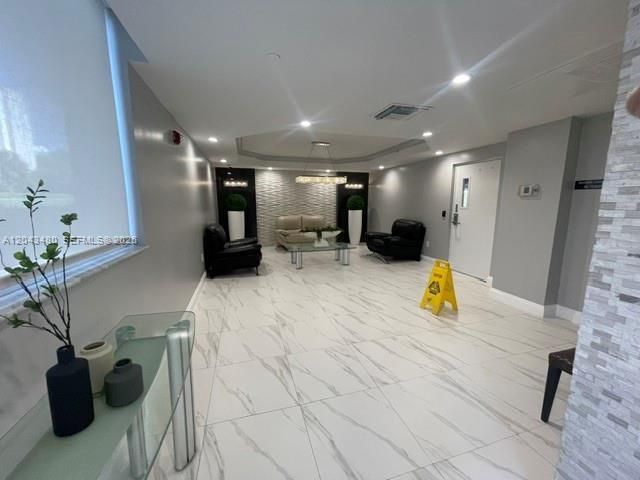 17050 N Bay Rd, Unit 407, Sunny Isles Beach, FL 33160 Photo