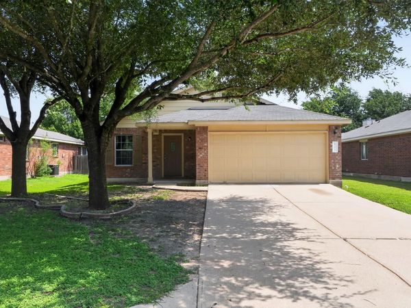 111 Mossy Rock CV, Hutto, TX 78634