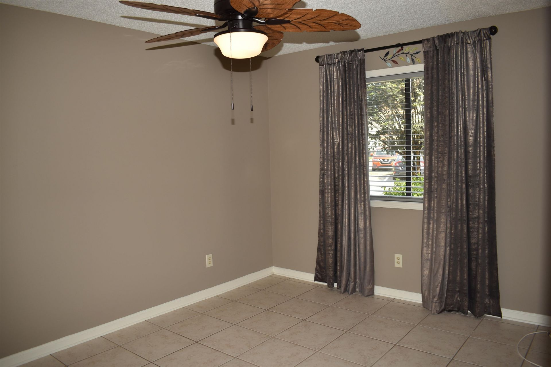 510 Fairwood Lakes Dr. Photo 7