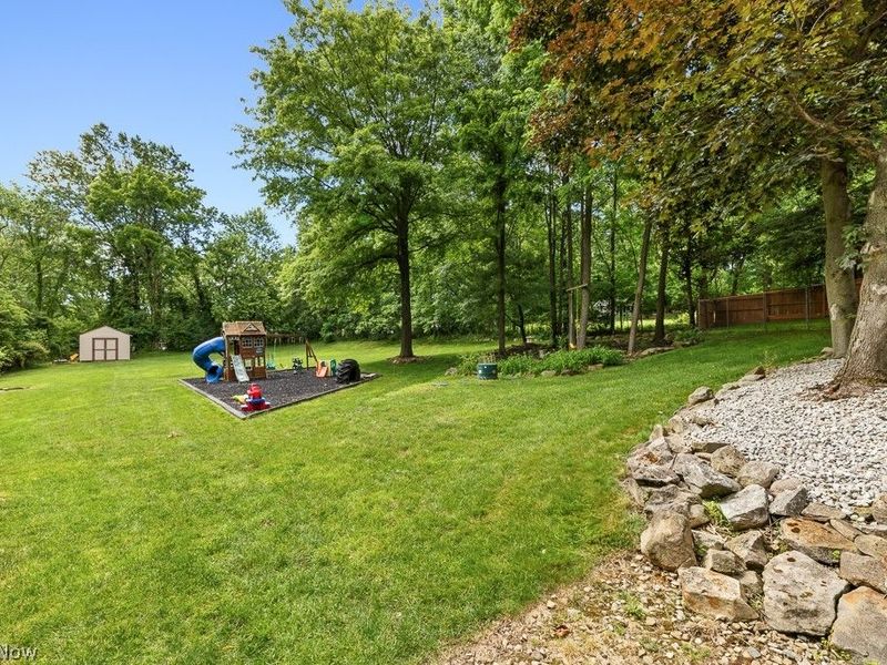 1942 Edwards Drive, Akron, OH 44306 Photo 46