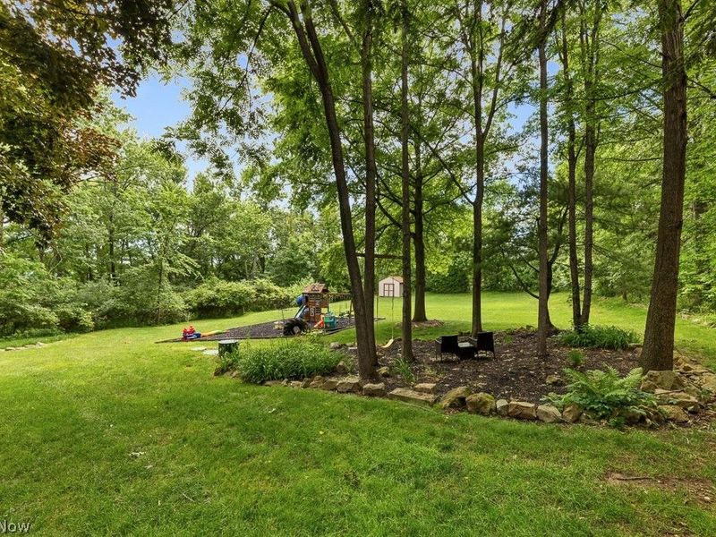1942 Edwards Drive, Akron, OH 44306 Photo 47