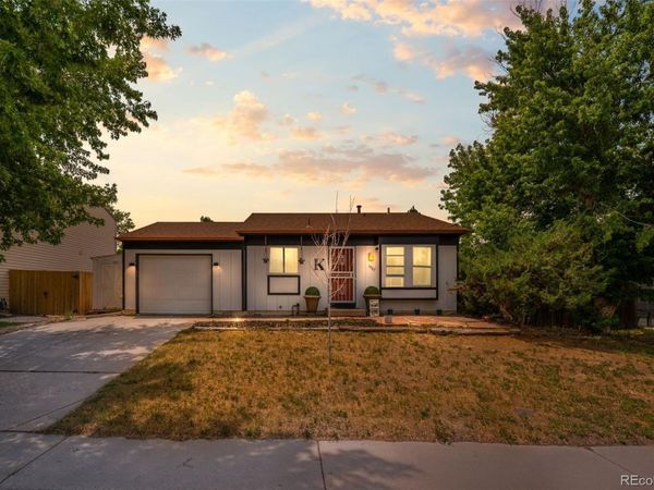 1927 Cathay Court, Aurora, CO 80011