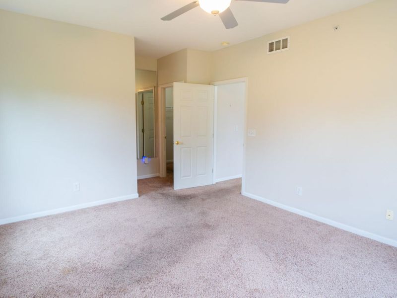 990 Mistflower Lane, Florence, KY 41042 Photo 11