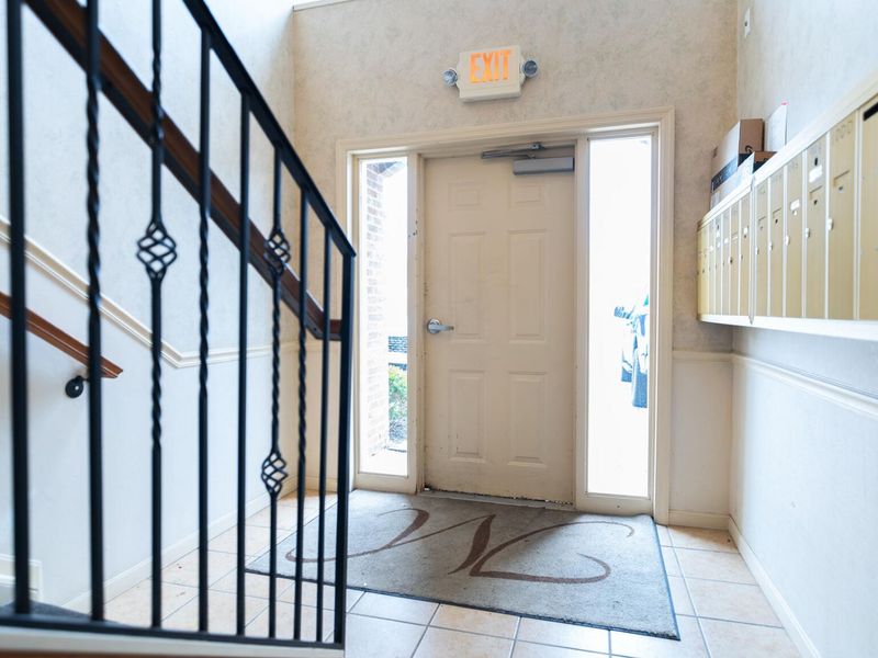 990 Mistflower Lane, Florence, KY 41042 Photo 2