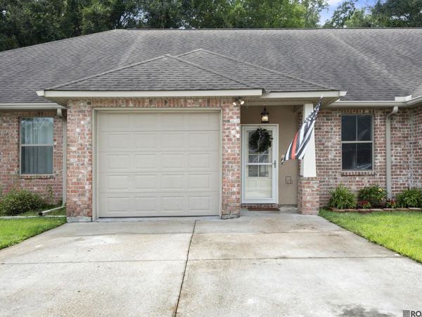 10664 Florida Blvd, Unit #8C, Walker, LA 70785