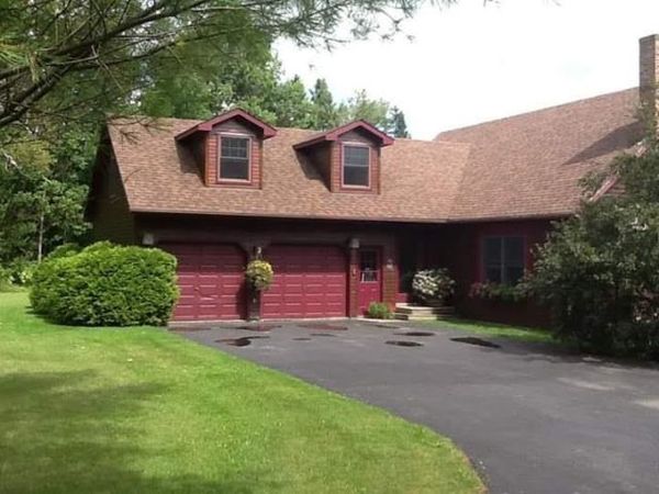 1851 Valley Road, Derby, VT 05830