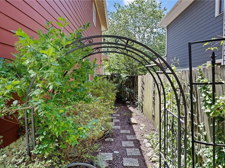Property Image 46