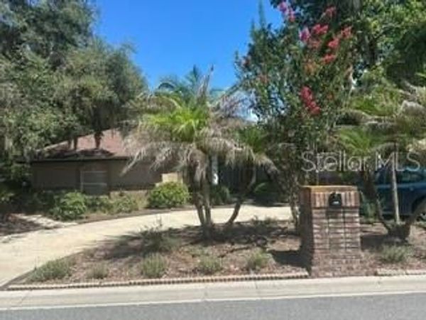 2702 CLUBHOUSE DRIVE , PLANT CITY, FL 33566