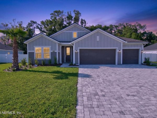 97003 MCGIRTS CREEK Loop, Yulee, FL 32097
