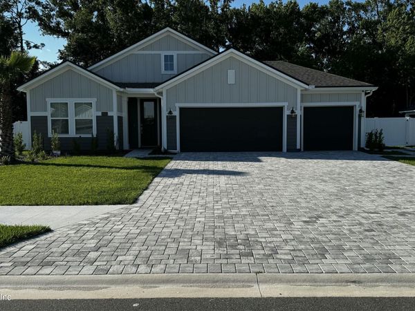 97003 MCGIRTS CREEK Loop, Yulee, FL 32097