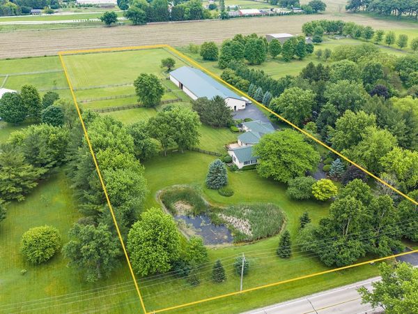 12N185 Muirhead Road , Elgin, IL 60123