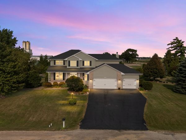 101 Hickory Lane, Kirkland, IL 60146