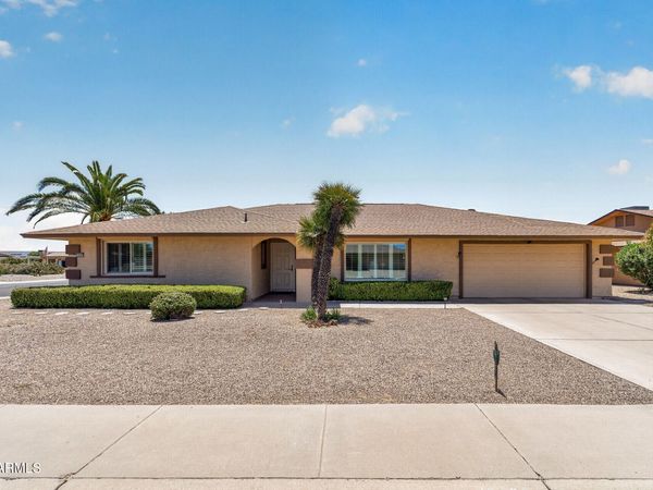 12403 W KEYSTONE Drive, Sun City West, AZ 85375