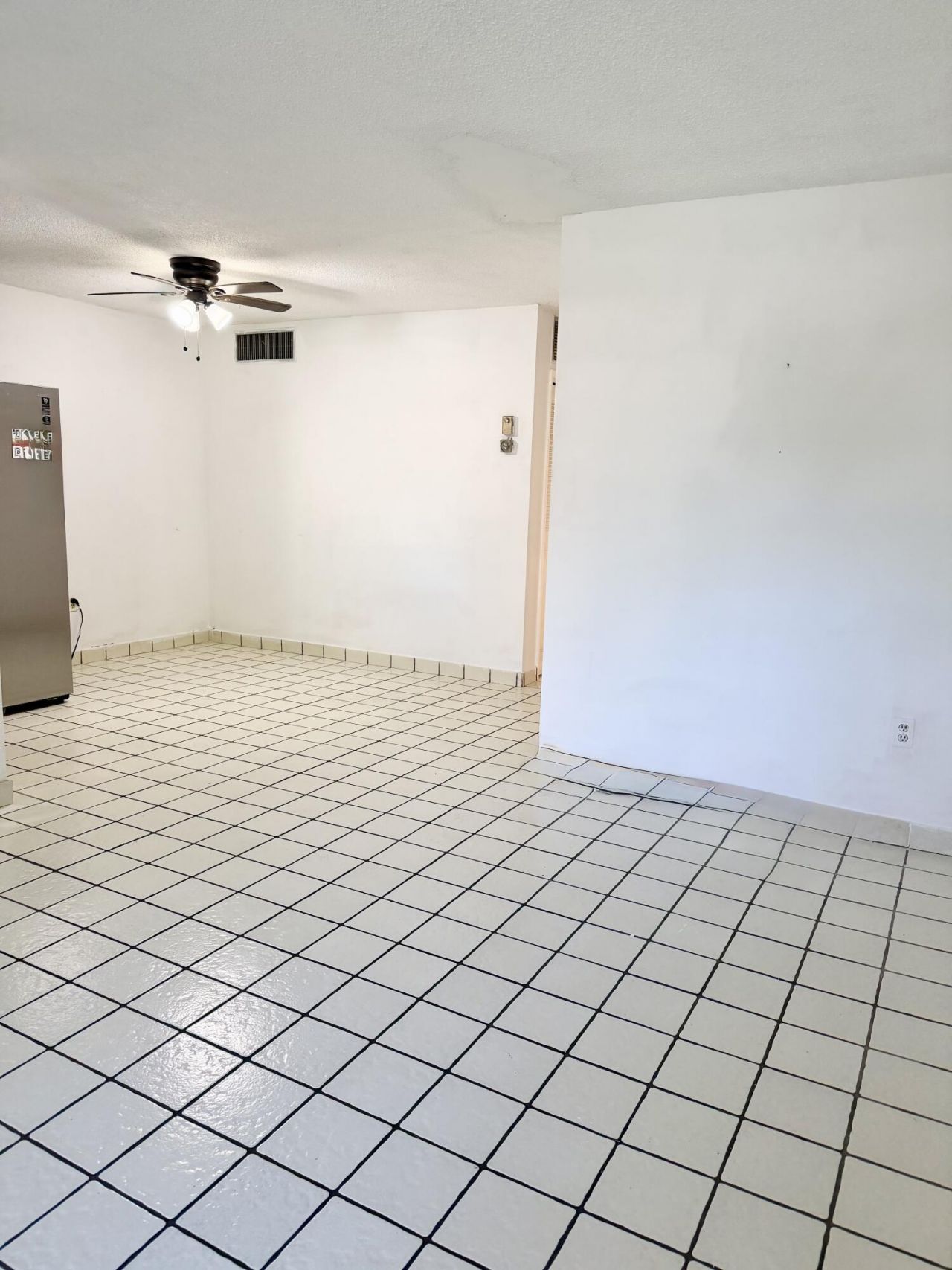 20330 NE 2nd Avenue, Unit D-5, Miami Gardens, FL 33179 Photo