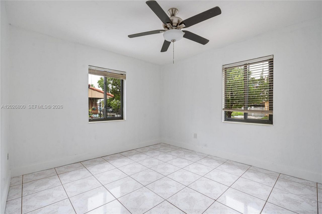 821 NW 36th Ave, Miami, FL 33125 Photo
