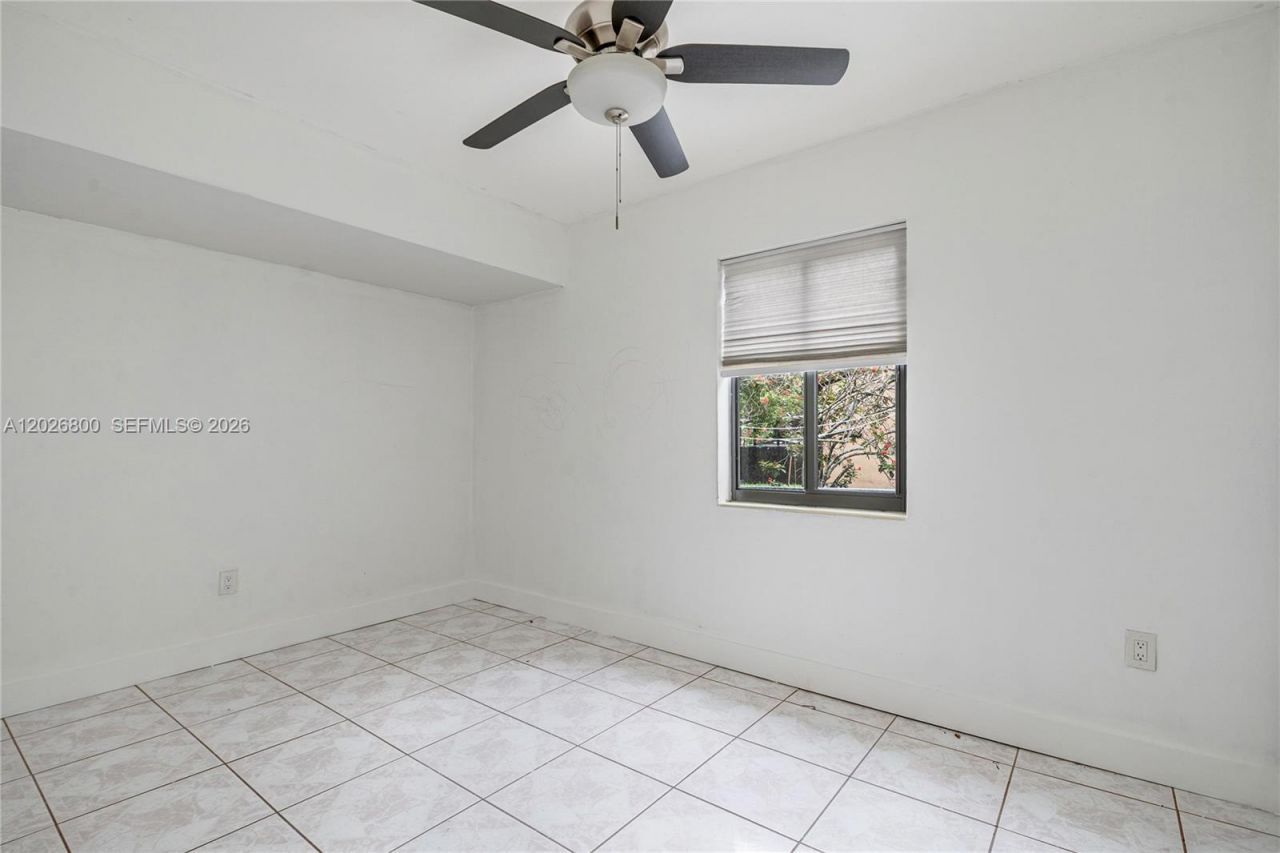 821 NW 36th Ave, Miami, FL 33125 Photo