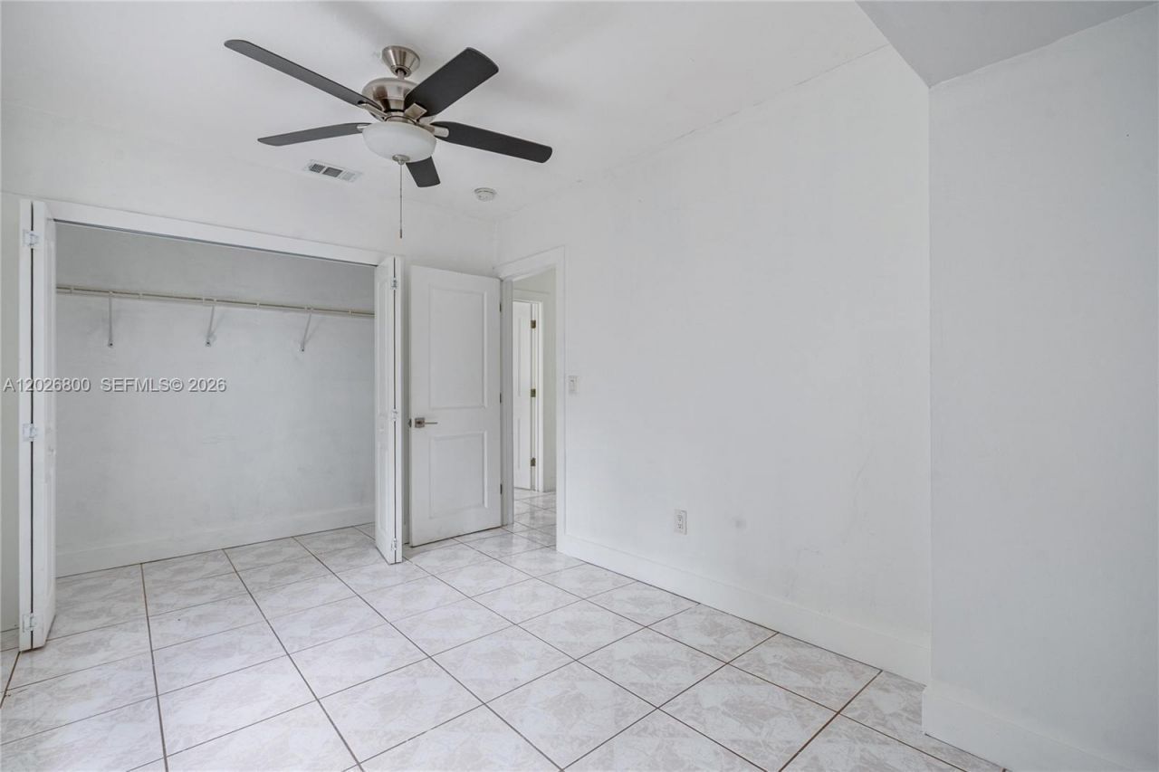 821 NW 36th Ave, Miami, FL 33125 Photo