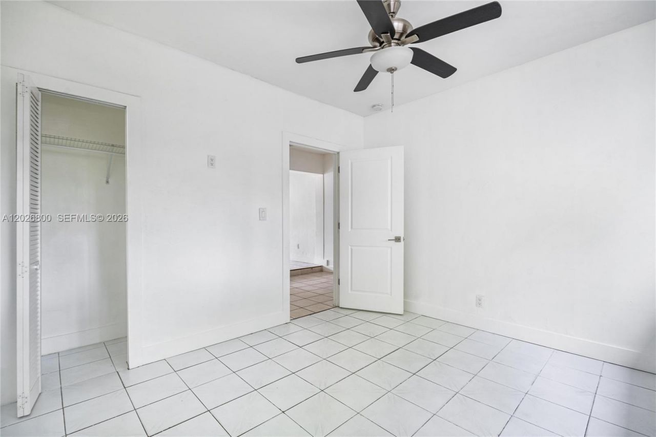 821 NW 36th Ave, Miami, FL 33125 Photo