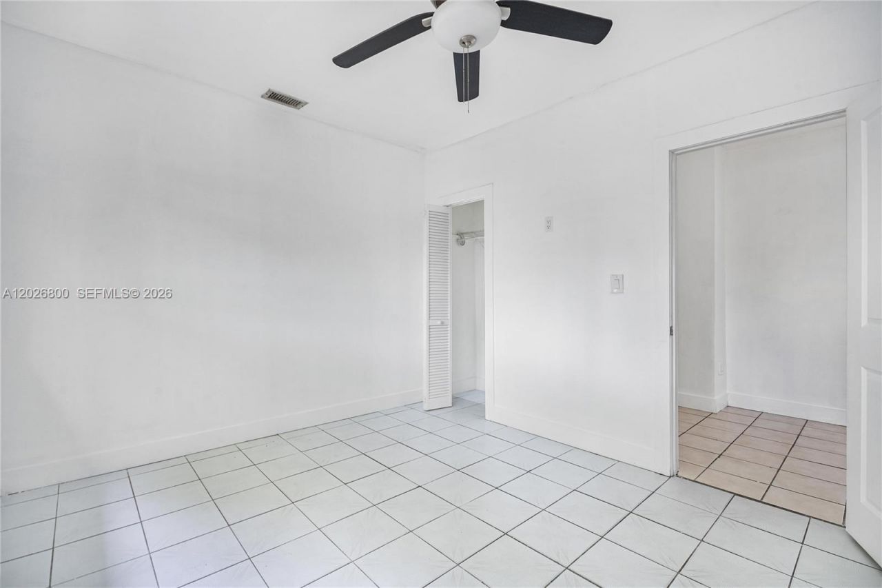 821 NW 36th Ave, Miami, FL 33125 Photo