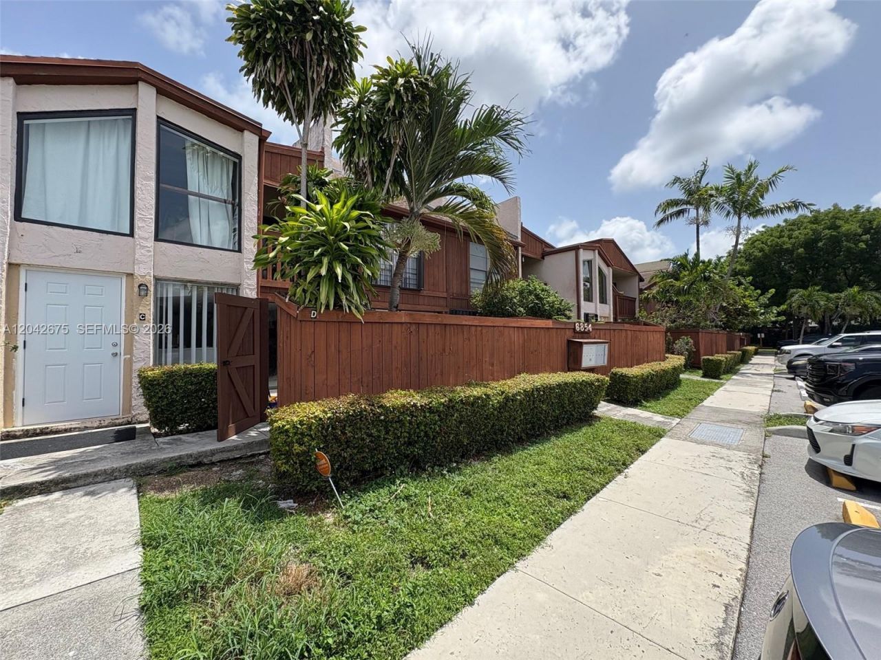 6854 SW 114th Pl, Unit D60, Miami, FL 33173 Photo