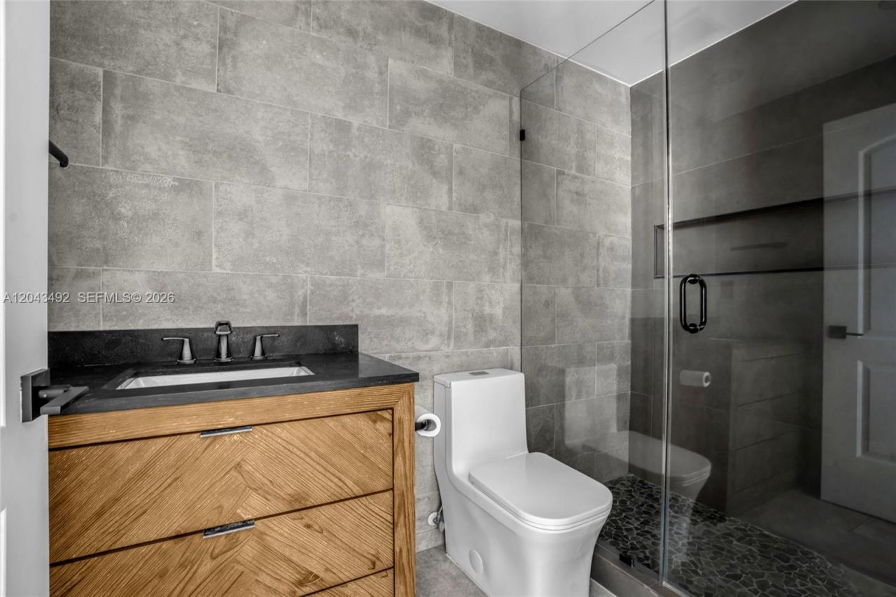 1231 Sorrento Dr , Unit 1231, Weston, FL 33326 Photo