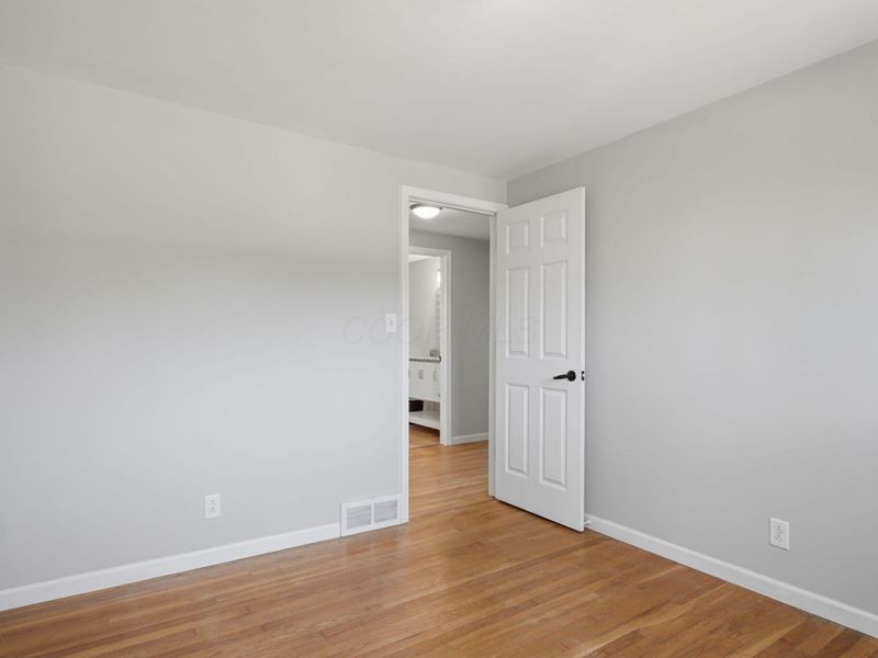 2547 Mccutcheon Road, Columbus, OH 43219 Photo 23