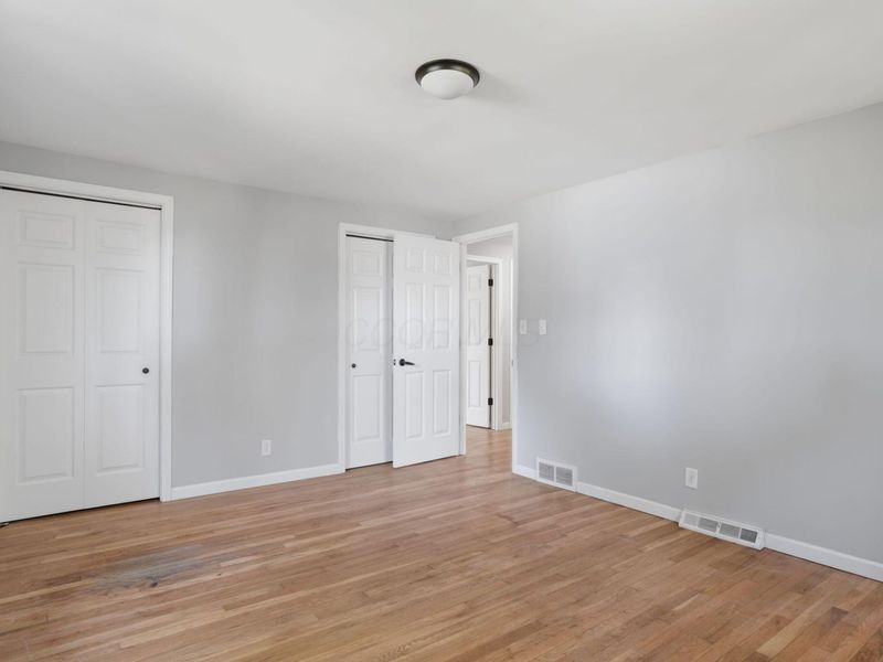 2547 Mccutcheon Road, Columbus, OH 43219 Photo 30