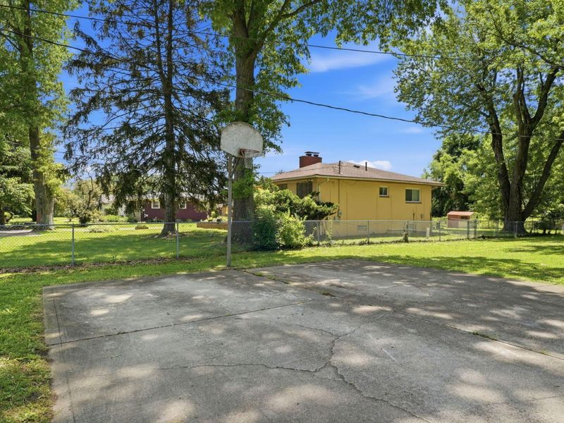 2547 Mccutcheon Road, Columbus, OH 43219 Photo 44