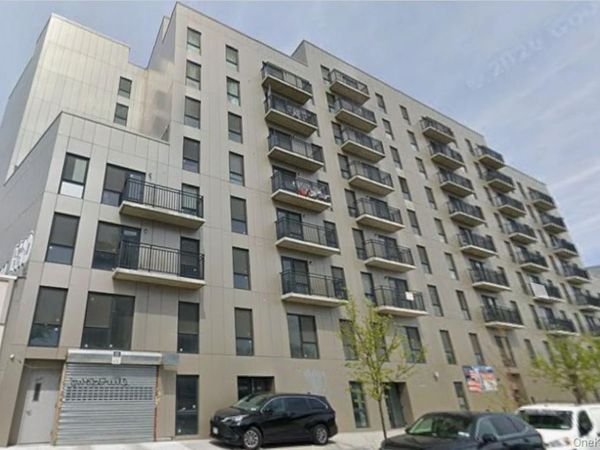 70-25 Queens Boulevard , Unit 6H, Woodside, NY 11377