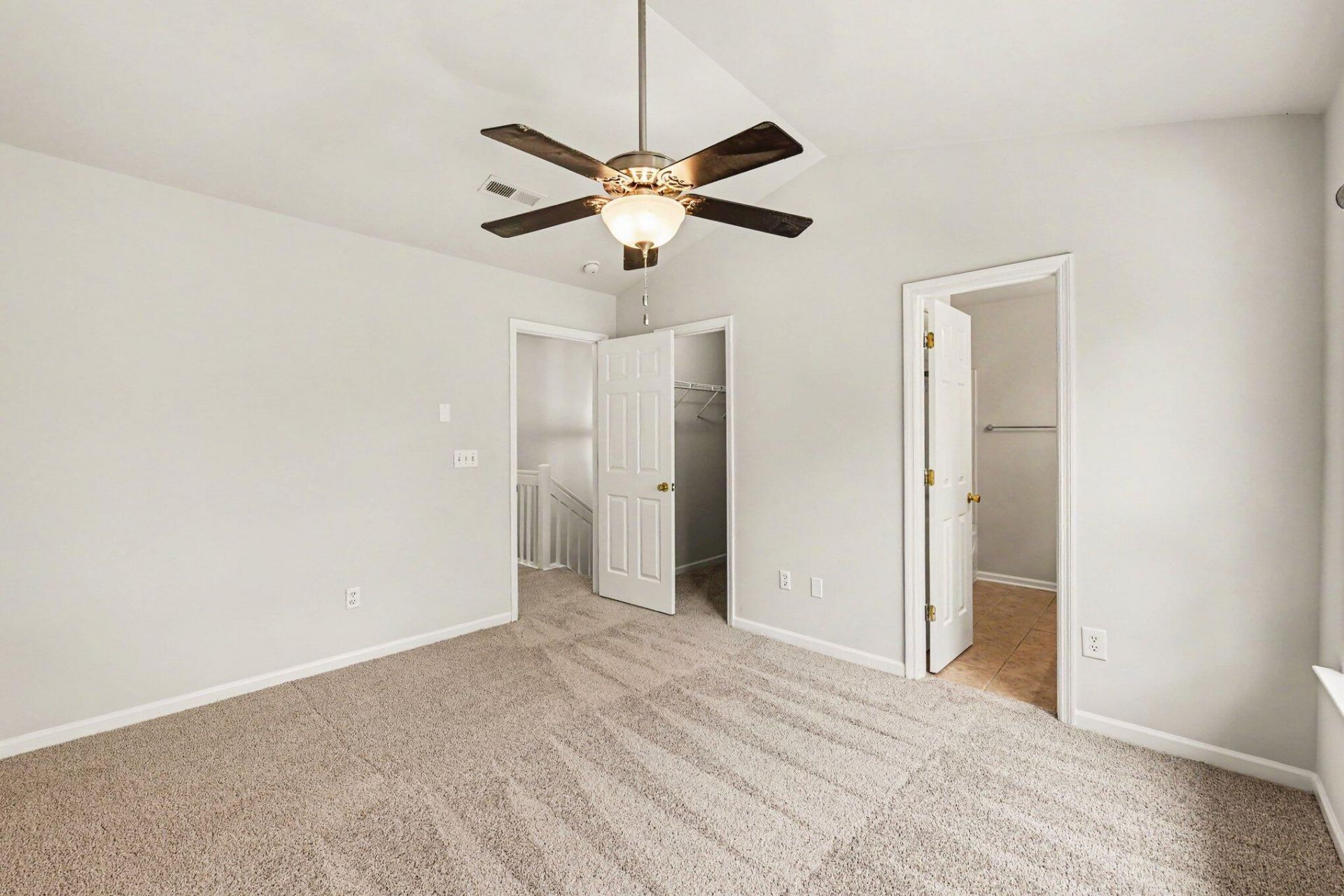 446 Doane Way Photo 12