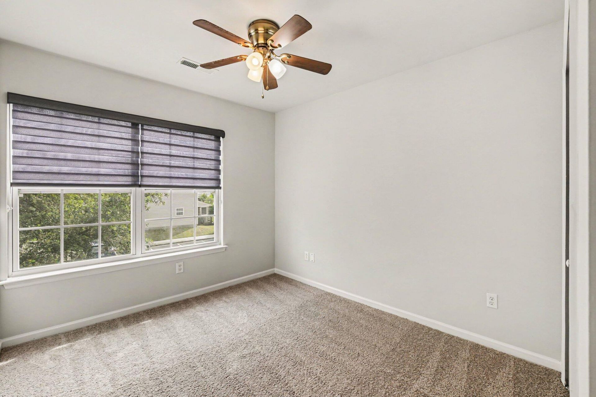 446 Doane Way Photo 16