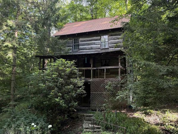 2527 Smithtown Road, Morgantown, WV 26505