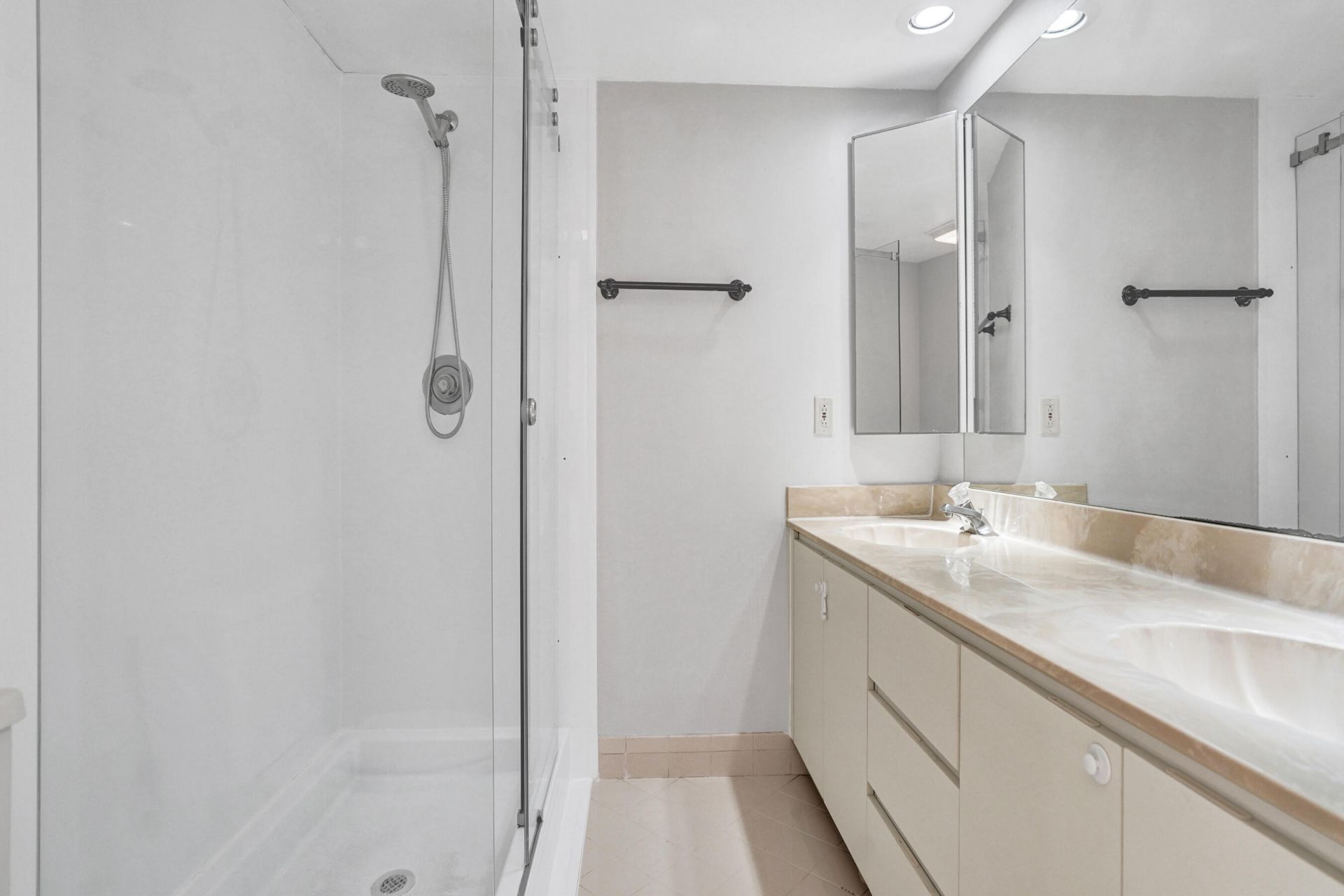 9951 NW 6th Court, Plantation, FL 33324 Photo