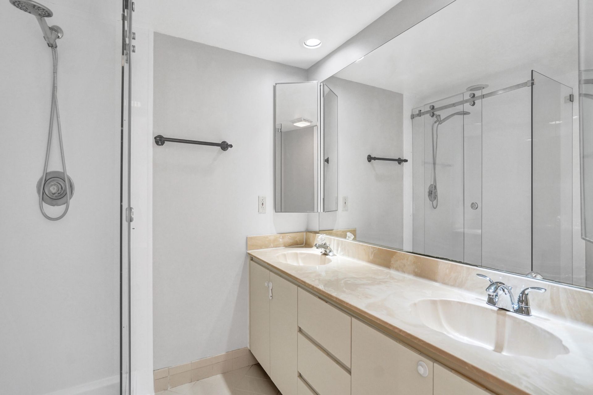 9951 NW 6th Court, Plantation, FL 33324 Photo