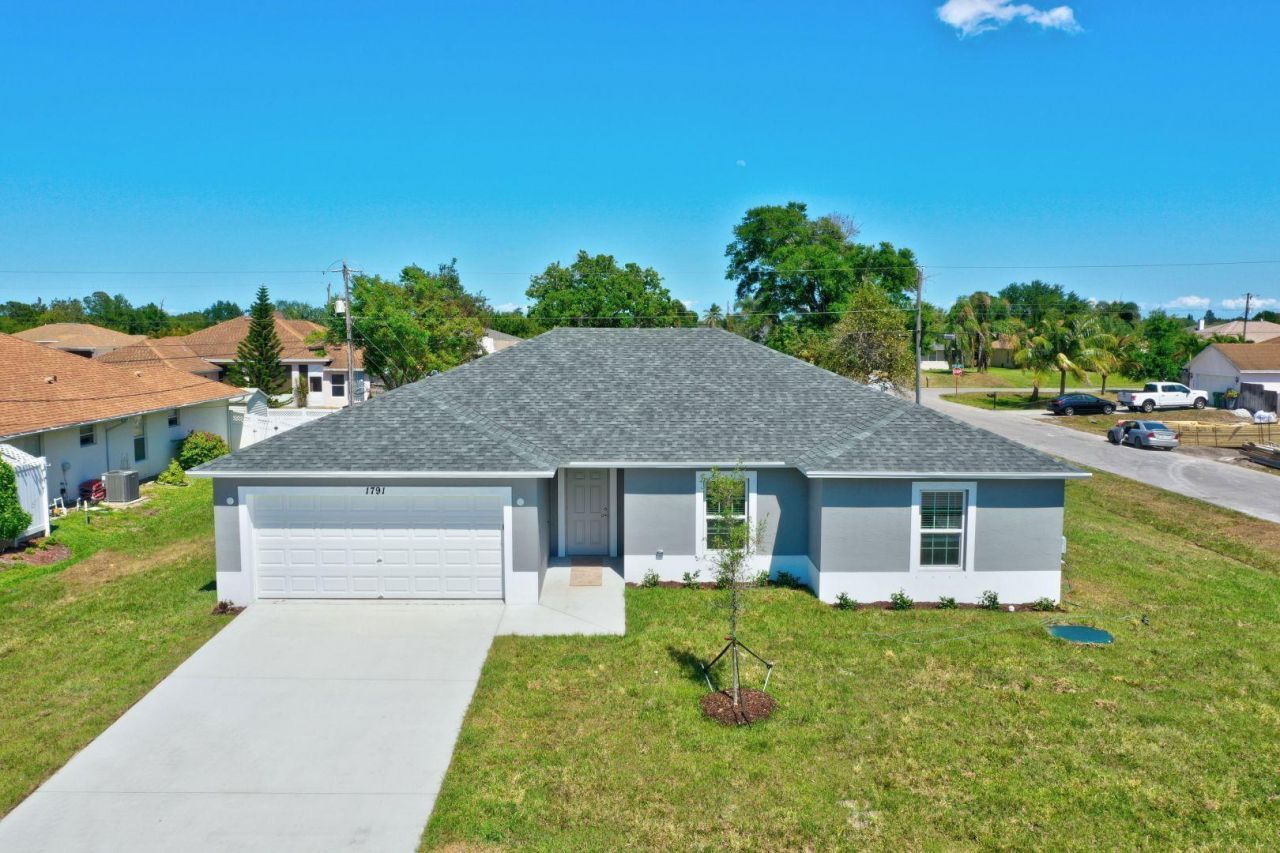 3522 SW Margela Street, Port Saint Lucie, FL 34953 Photo