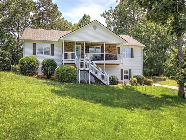 22 Bay Court SW, Cartersville, GA 30120