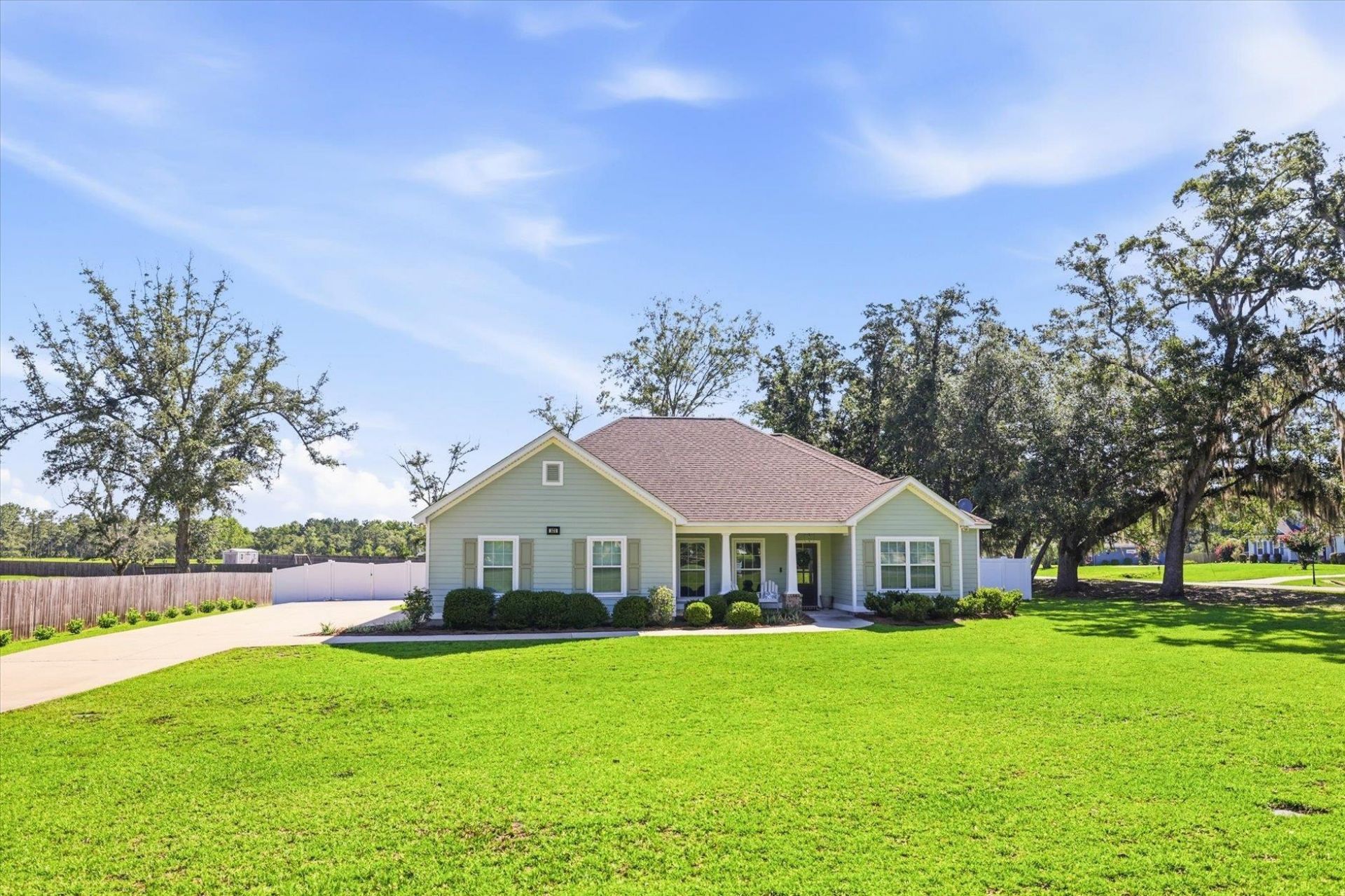 333 Post Oak Circle , Monticello, FL 32344 Photo