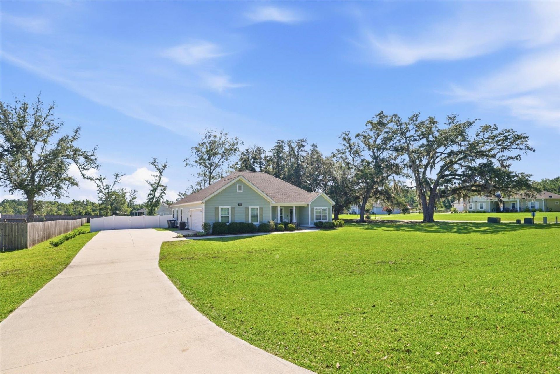 333 Post Oak Circle , Monticello, FL 32344 Photo