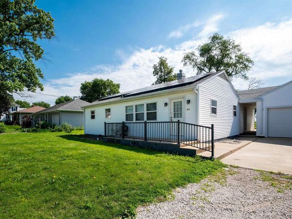 200 S FRANCIS Street, Washburn, IL 61570