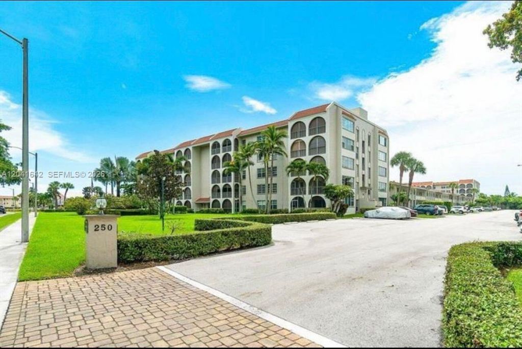 250 NE 20th St , Unit 3030, Boca Raton, FL 33431 Photo