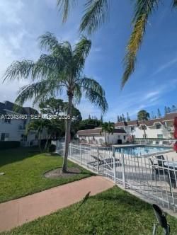 700 SE 2nd Ave , Unit 313, Deerfield Beach, FL 33441 Photo
