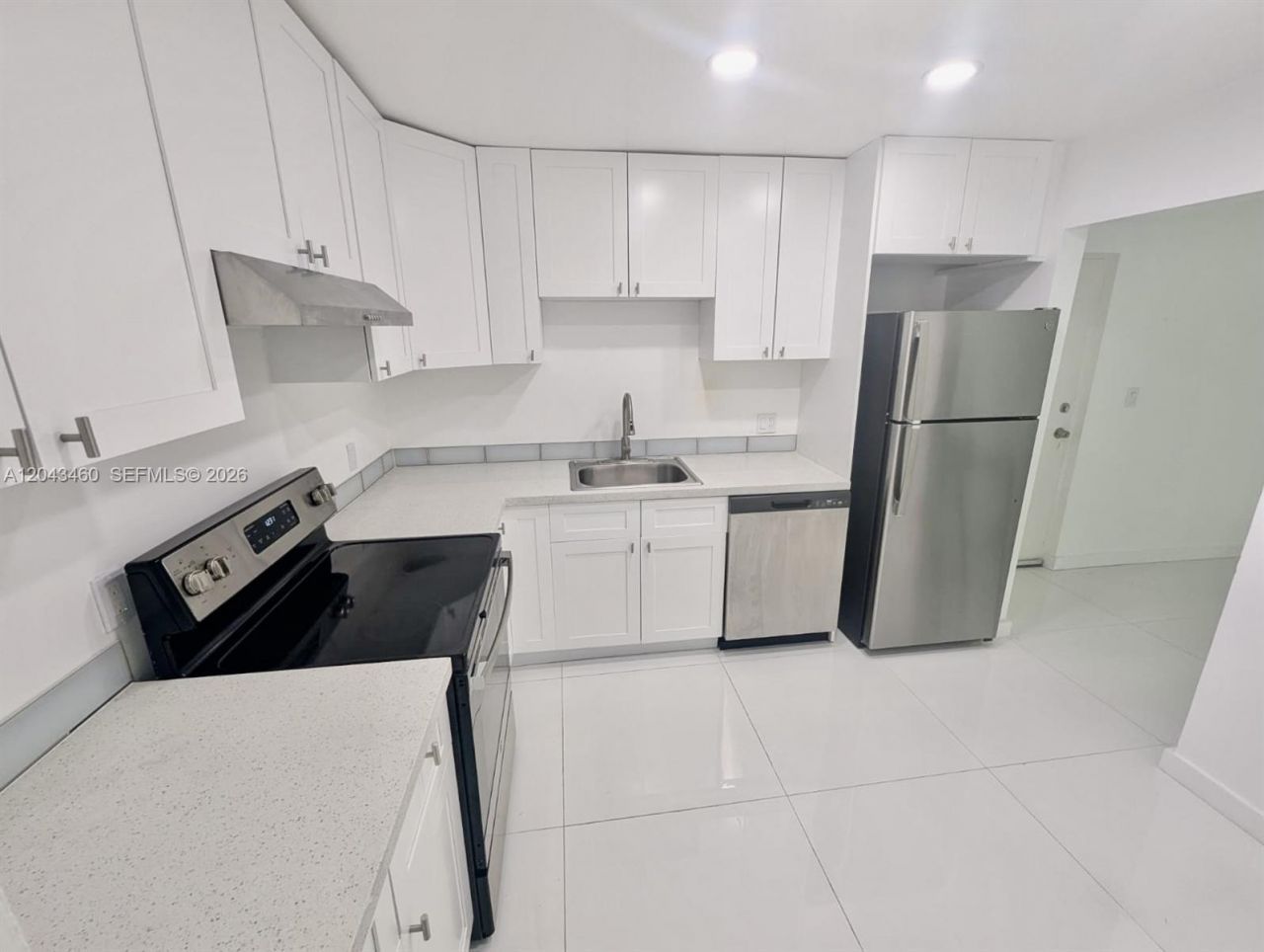 700 SE 2nd Ave , Unit 313, Deerfield Beach, FL 33441 Photo