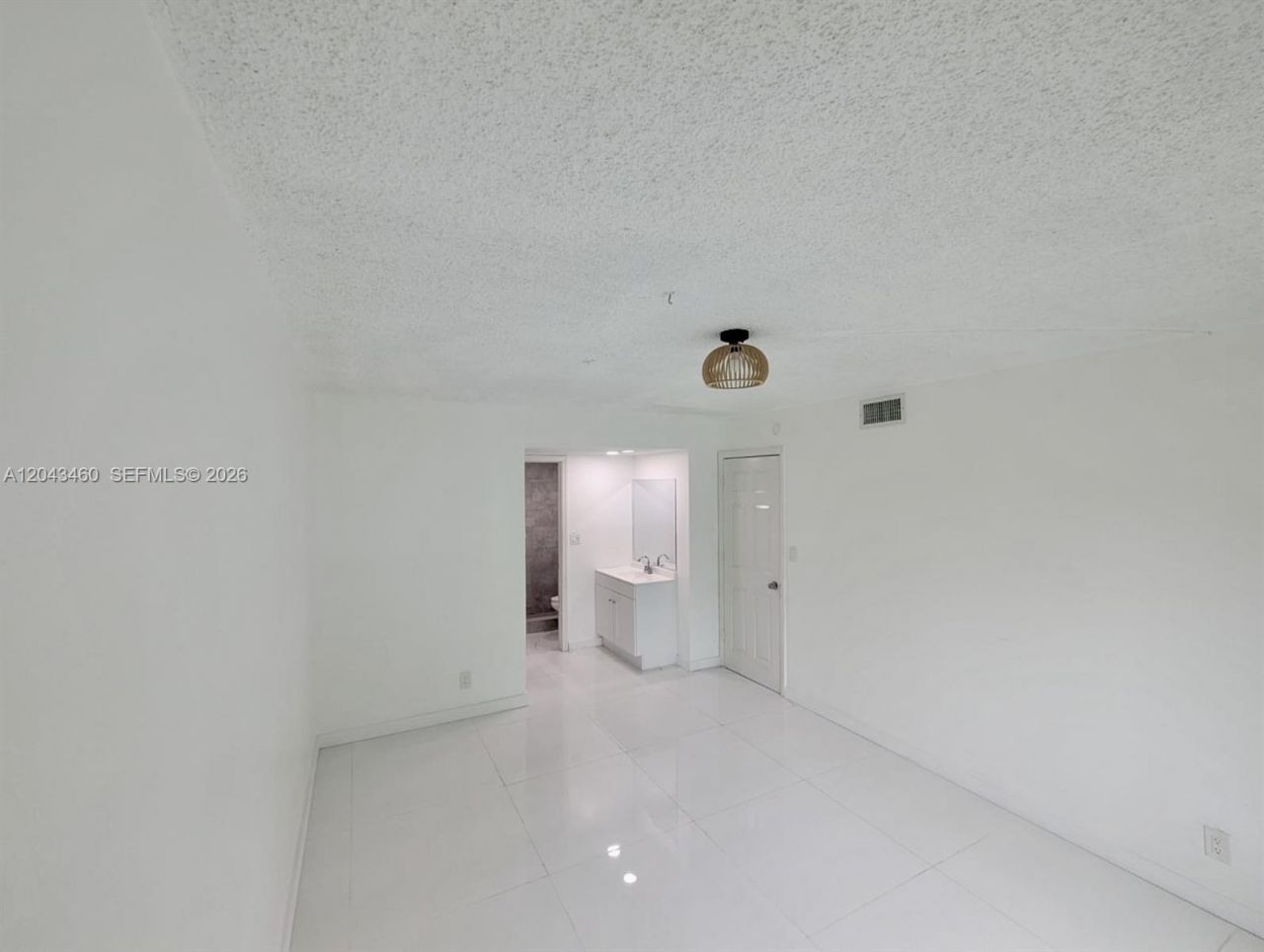700 SE 2nd Ave , Unit 313, Deerfield Beach, FL 33441 Photo