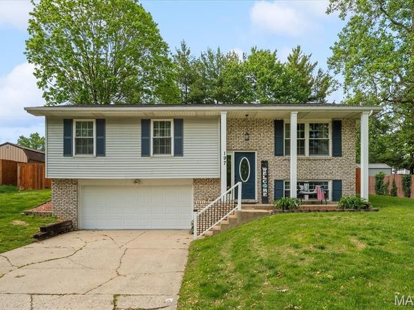 197 Huntleigh Drive, Belleville, IL 62220