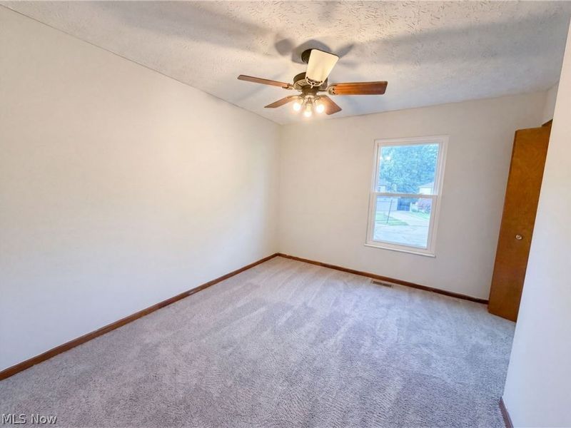 654 Diamond Circle, Ravenna, OH 44266 Photo 4