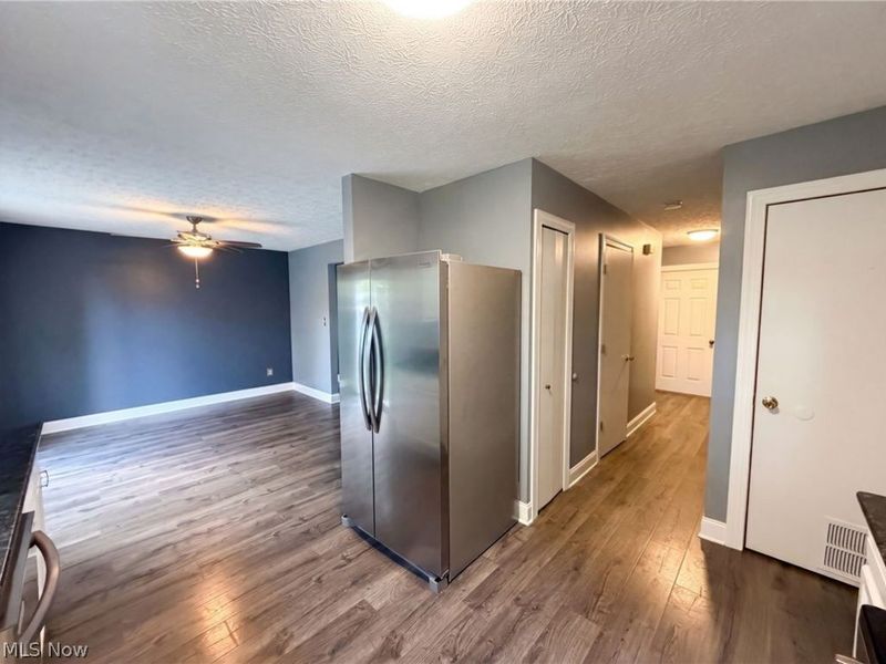654 Diamond Circle, Ravenna, OH 44266 Photo 7