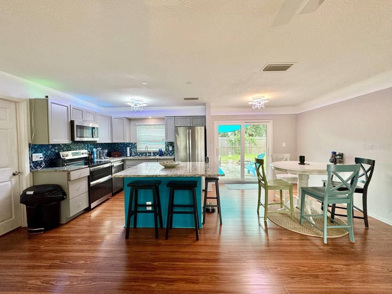 3957 Wahoo Drive Se, Saint Petersburg, FL 33705 Photo