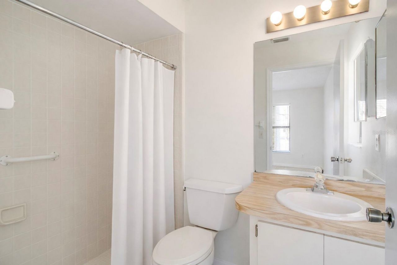397 Eron Way, Unit 42, Winter Garden, FL 34787 Photo